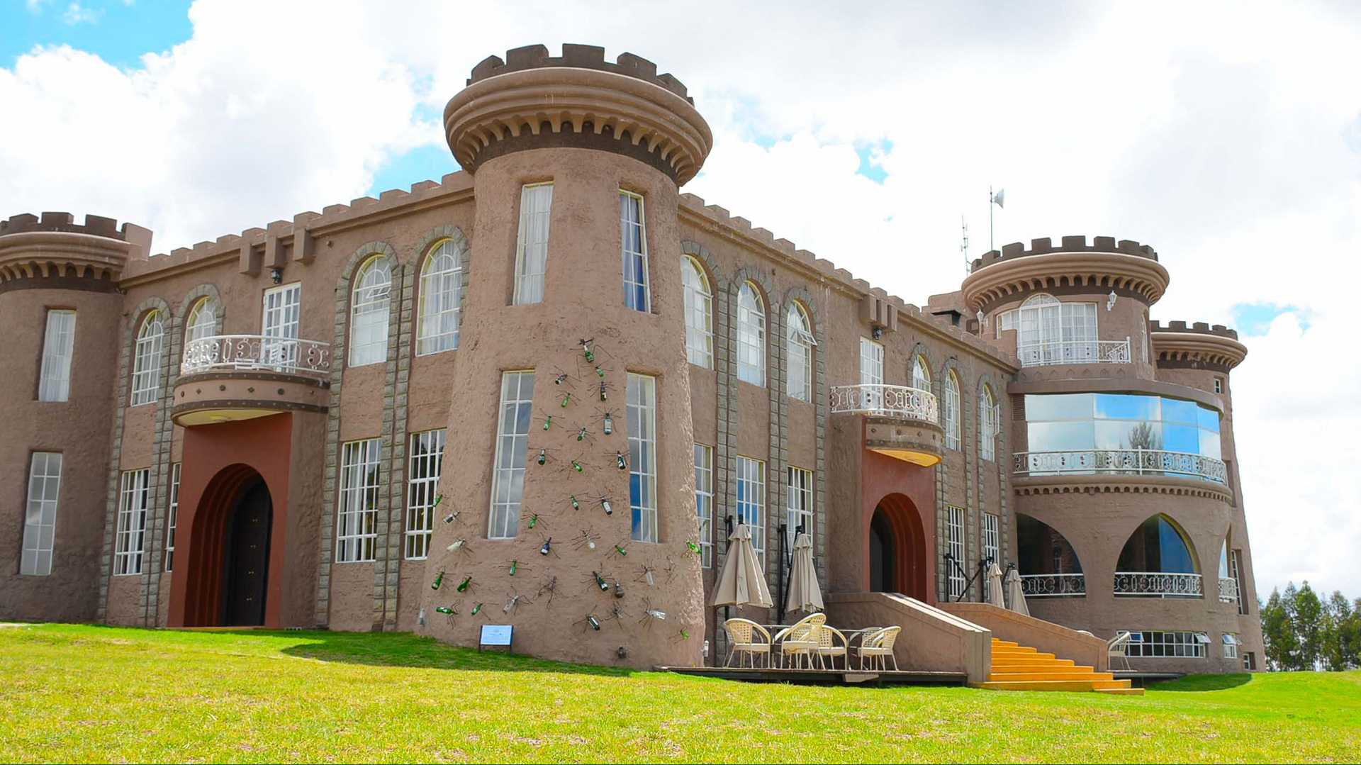 Team Building in Tafaria Castle & Country Lodge